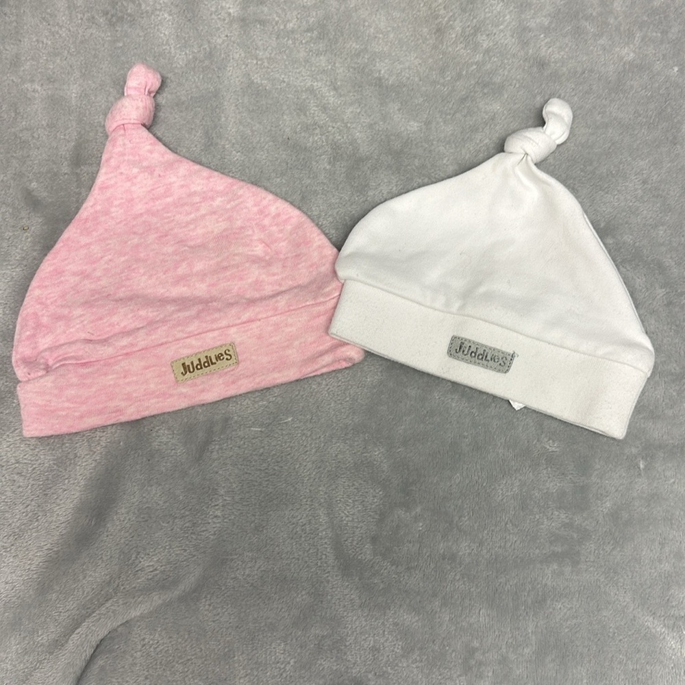 ⭐️ Juddlies - Pair of Breathe EZE Newborn baby and 3 month baby hats